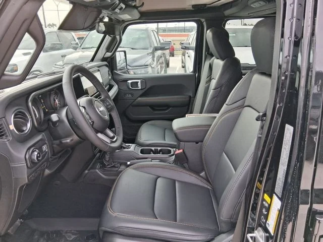 New 2026 Black Clear-Coat Exterior Paint Jeep Sahara image 19