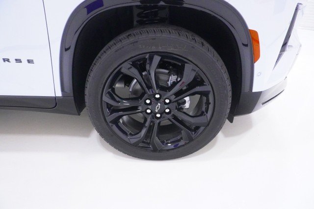 2027 Chevrolet Traverse RS - Photo 5