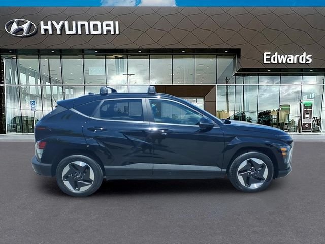 Certified Used 2024 Black Hyundai SEL image 6