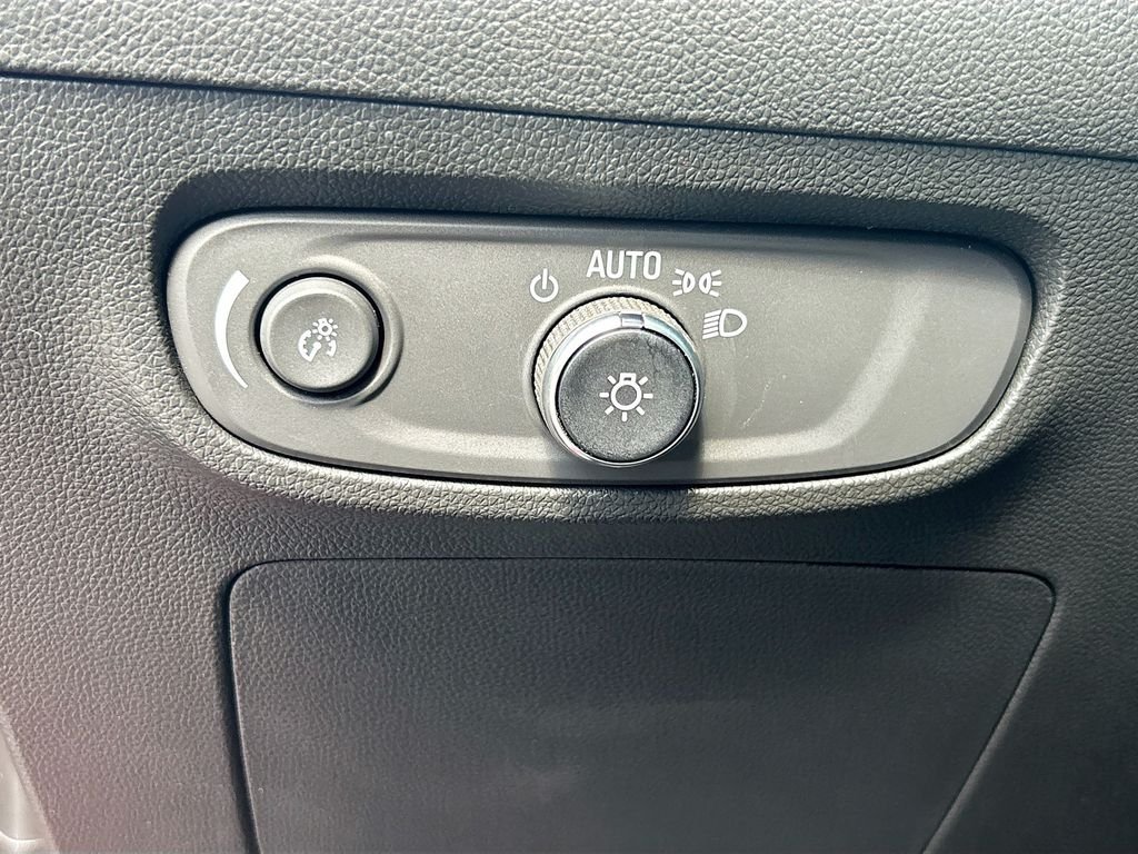 Used 2025 Red Buick Sport Touring image 32