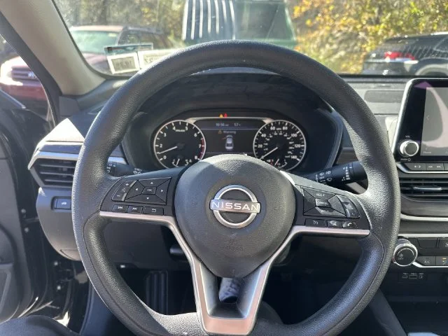 Used 2024 Black Nissan 2.5 SV image 11