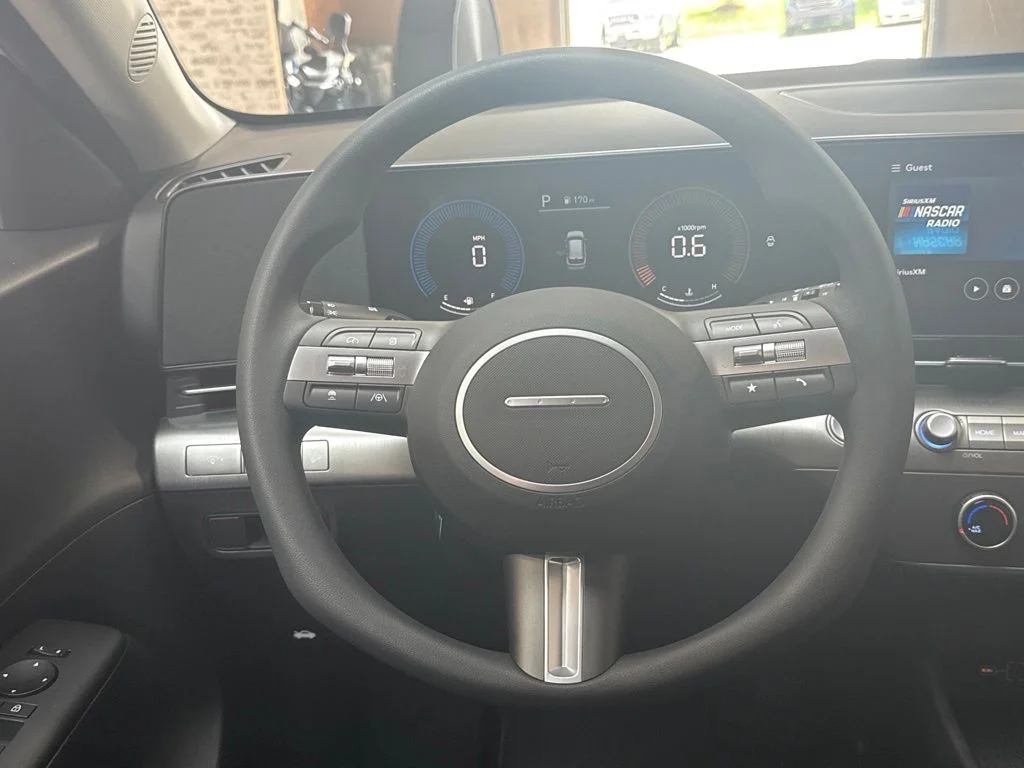 New 2027 Cyber Gray Metallic Hyundai SE image 19
