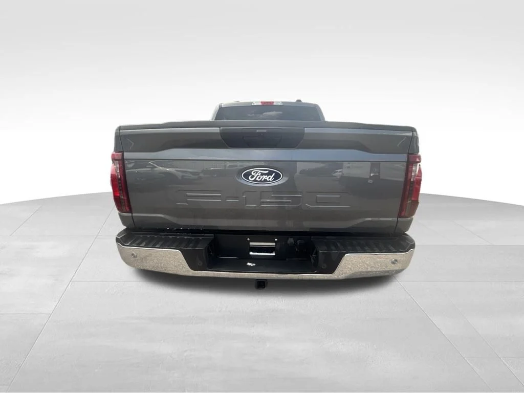 Used 2025 Gray Ford XLT image 5