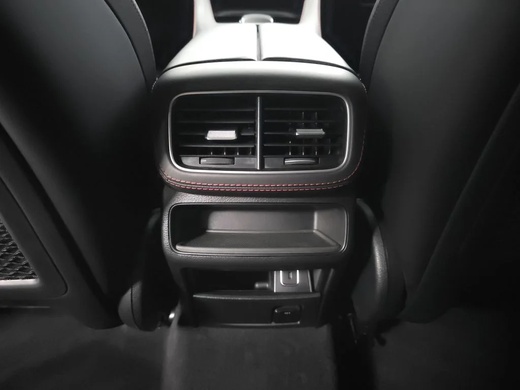 Used 2023 Polar White Mercedes-Benz GLE 53 AMG® image 27