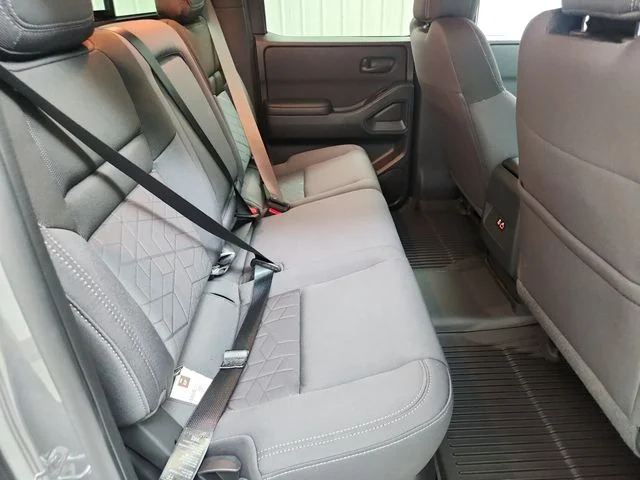 2026 Nissan Frontier SV - Photo 37