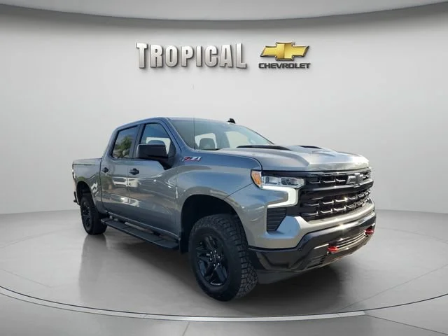 Used 2024 Sterling Gray Metallic Chevrolet LT Trail Boss image 4