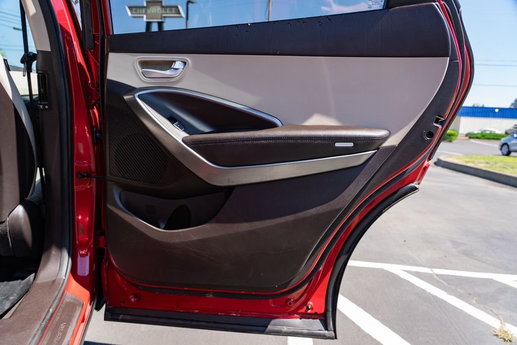 Used 2018 Regal Red Pearl Hyundai SE image 25