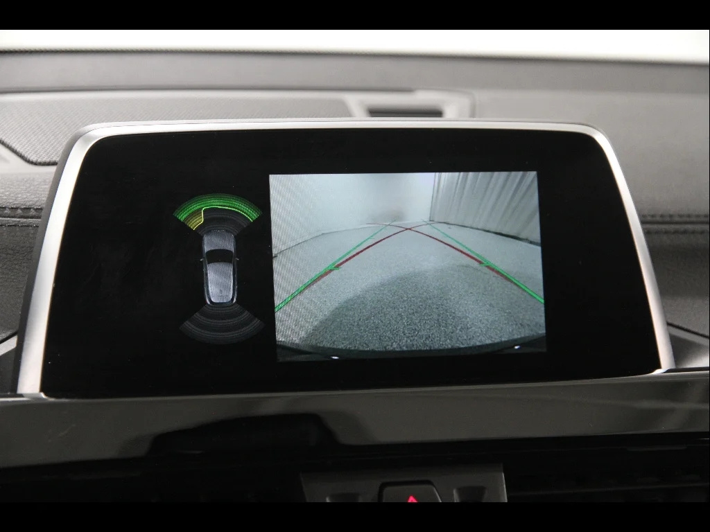 Used 2019 Black Sapphire Metallic BMW xDrive28i image 13