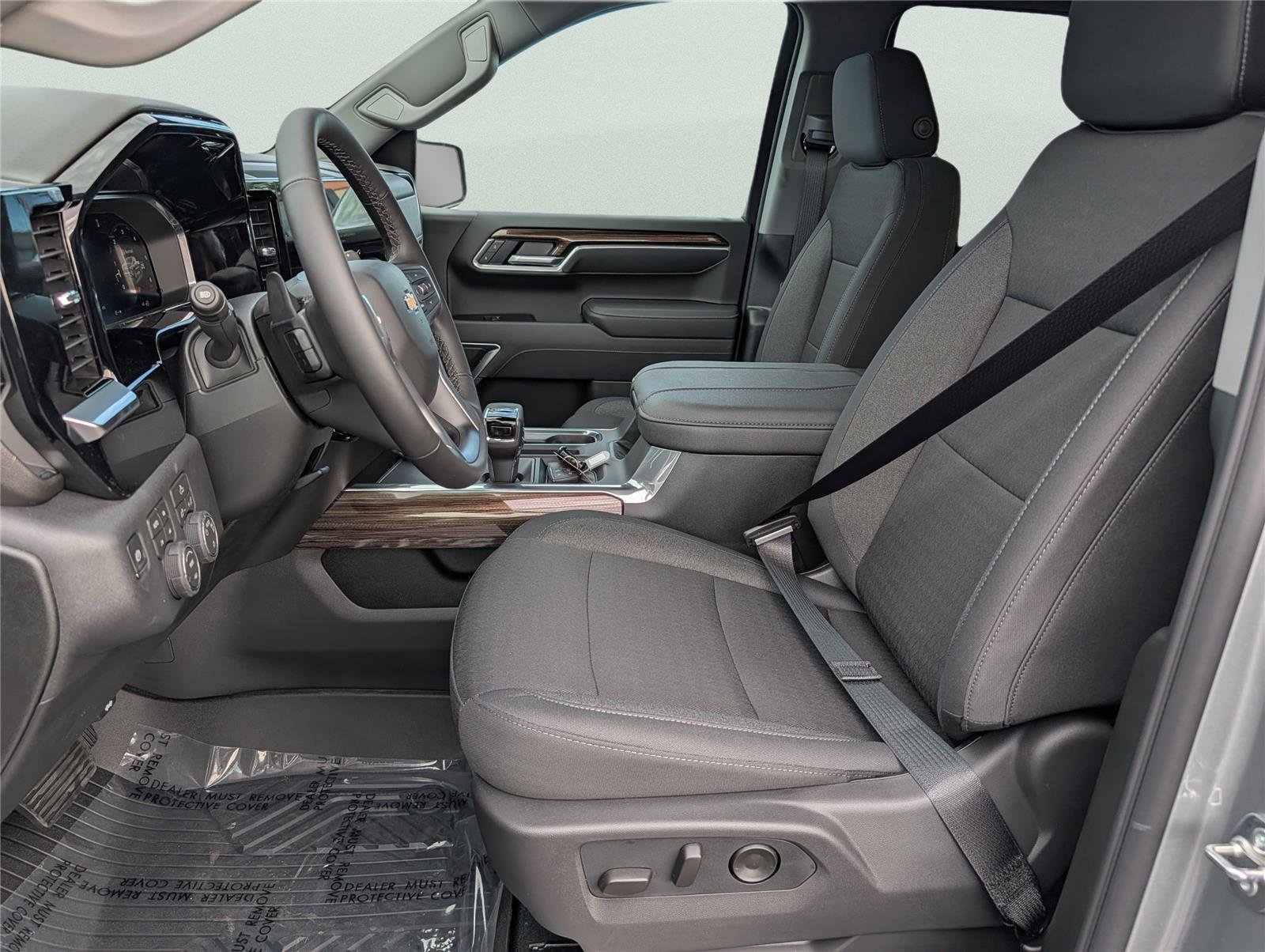 New 2026 Sterling Gray Metallic Chevrolet LT image 17