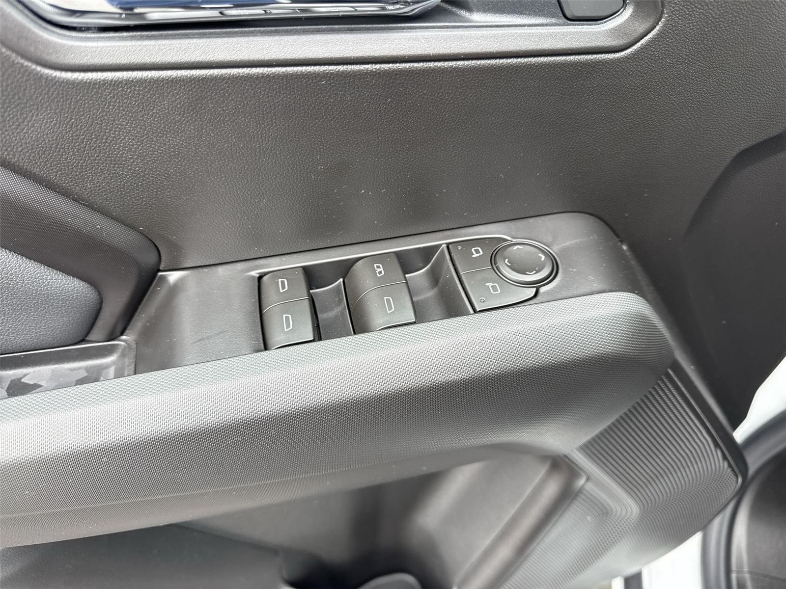 2026 Chevrolet Colorado LT - Photo 28