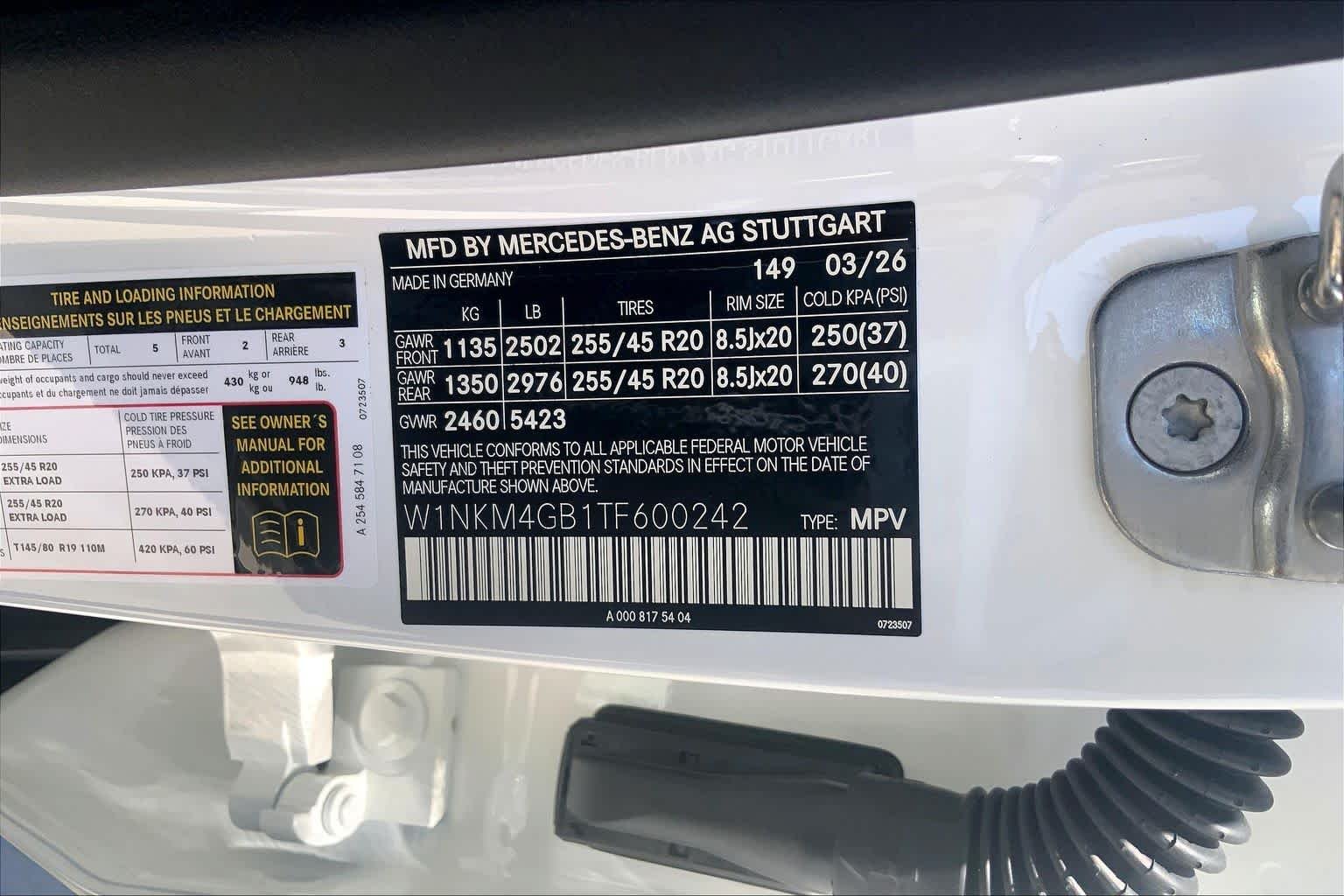 New 2026 Polar White Mercedes-Benz GLC 300 image 18