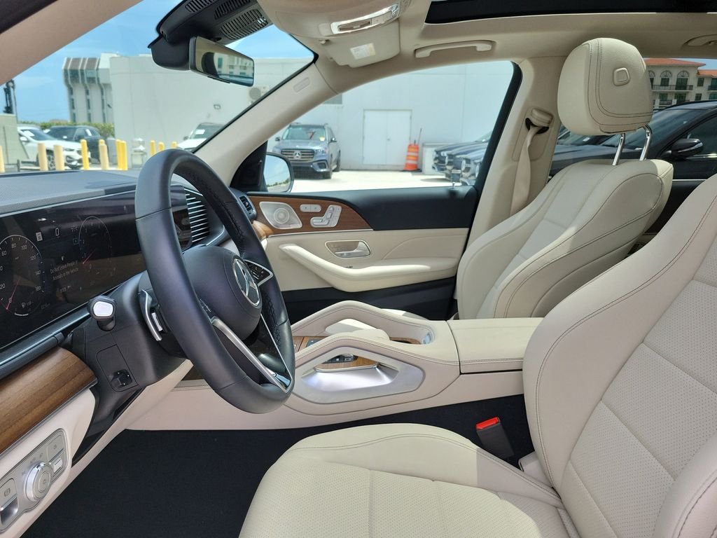 Certified Used 2026 Black Mercedes-Benz GLE 450 image 22