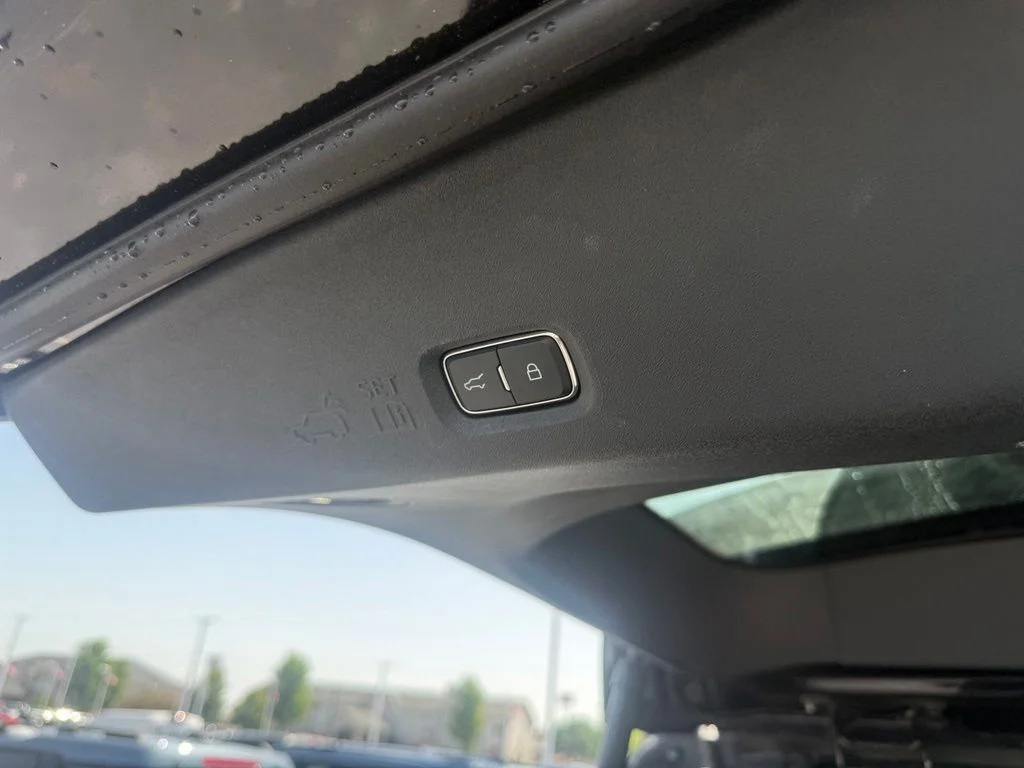 Certified Used 2025 Black Metallic Ford King Ranch image 59