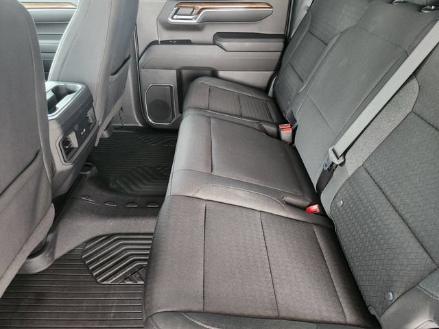 Used 2023 BLACK Chevrolet RST image 30