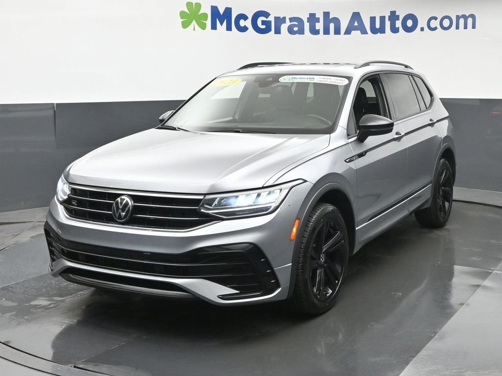 Used 2023 Silver Volkswagen 2.0T SE R-Line Black image 22