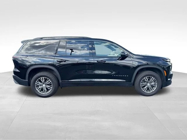 Used 2026 Mosaic Black Metallic Chevrolet LT image 6
