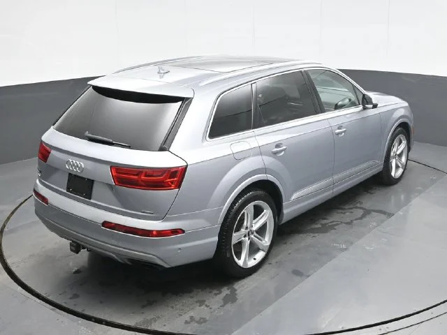 Used 2019 Silver Audi 55 Prestige image 17