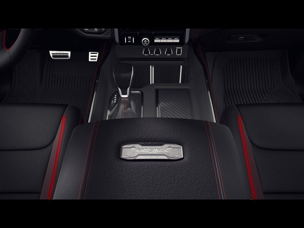 New 2027 Diamond Black Crystal Pearl-Coat Exterior Paint RAM TRX SRT image 4