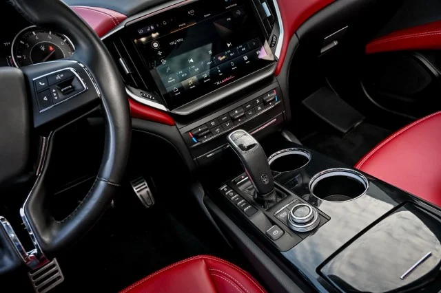 Used 2021 BLUE Maserati S Q4 GranLusso image 35