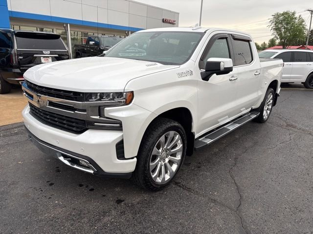 Used 2020 Iridescent Pearl Tricoat Chevrolet High Country image 2