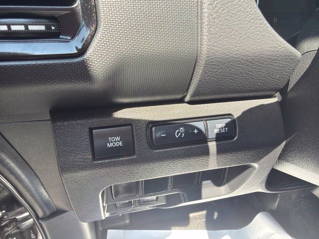 Used 2024 Gun Metallic Nissan PRO-4X image 17