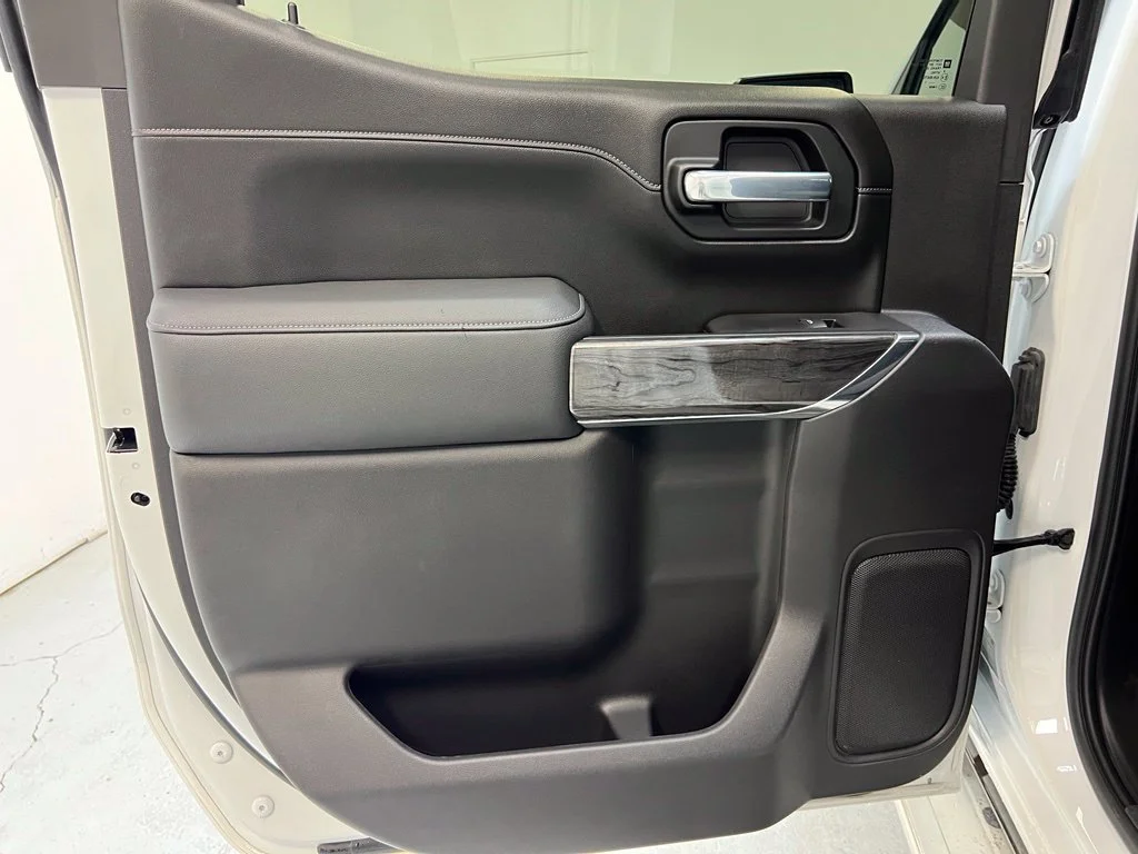 2021 Chevrolet Silverado 1500 LTZ - Photo 26