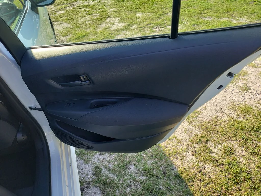 Used 2024 Ice Toyota LE image 32