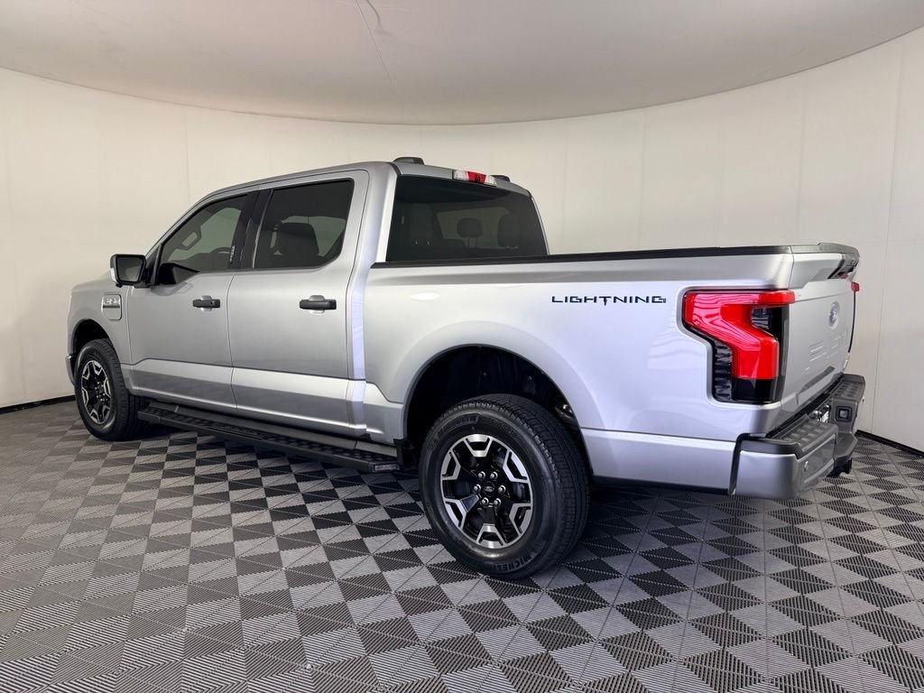 Certified Used 2023 Silver Ford XLT image 10