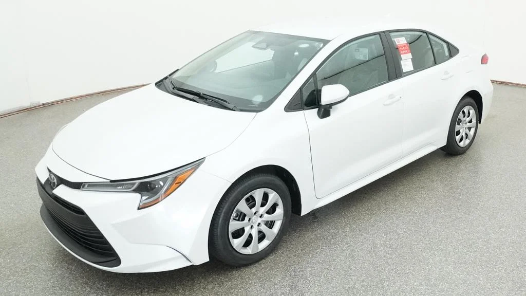 2026 Toyota Corolla LE CVT's photo