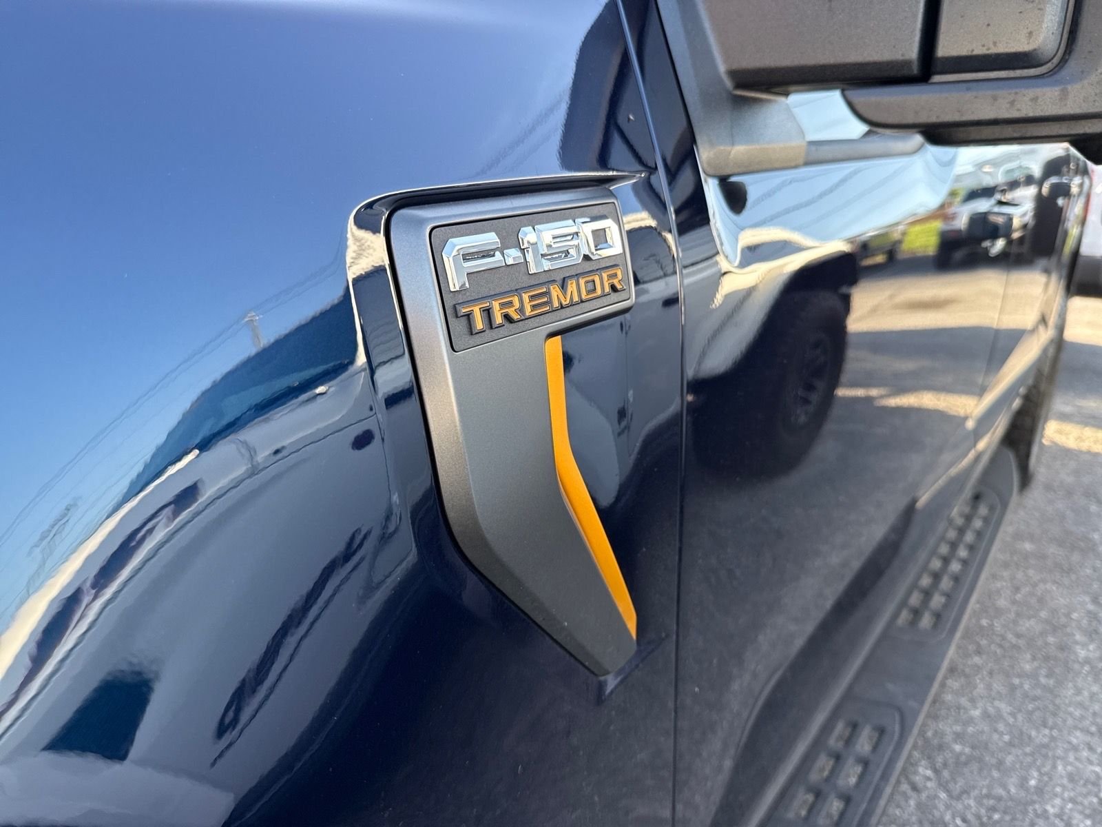 Used 2025 Blue Metallic Ford Tremor image 8