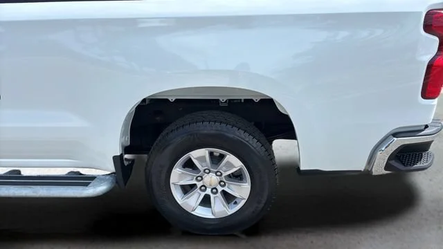 Used 2025 Summit White Chevrolet WT image 33