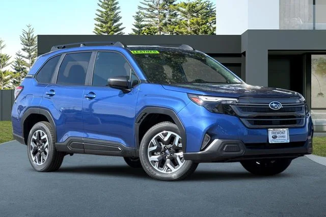 New 2026 DAYBREAK BLUE PEARL Subaru Premium image 2