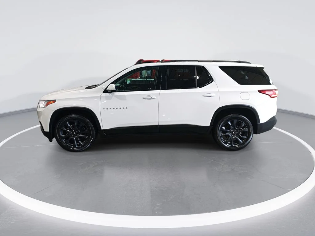 Used 2021 White Chevrolet RS image 5