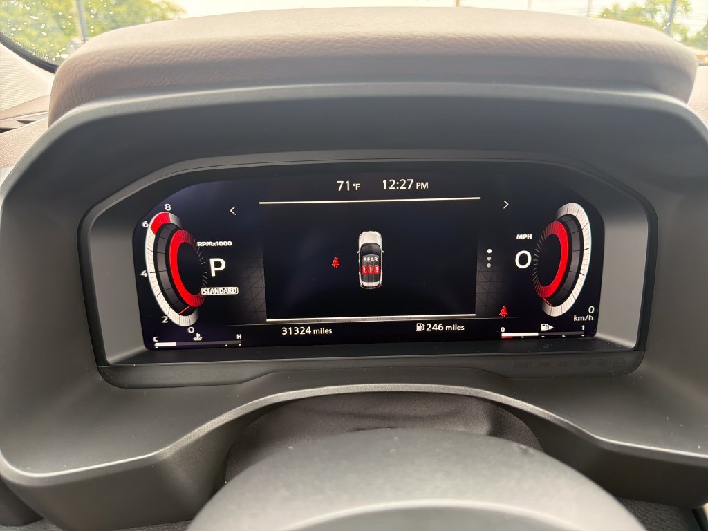 Used 2023 White Nissan Platinum image 20