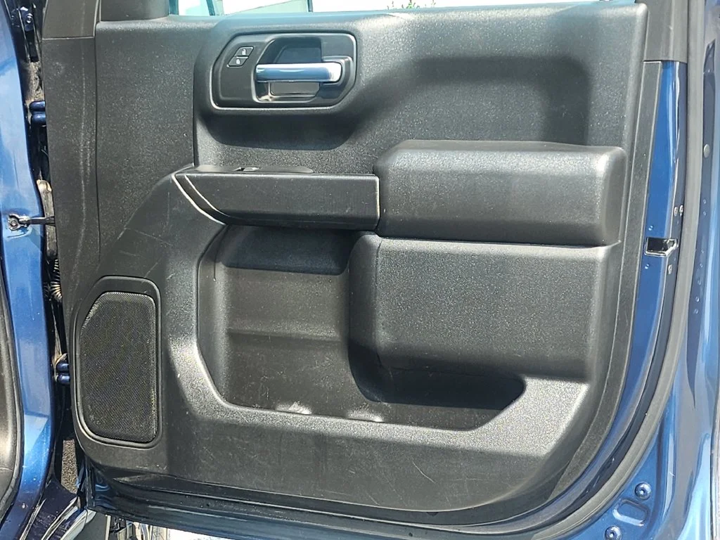 Used 2020 Blue Chevrolet Custom Trail Boss image 35