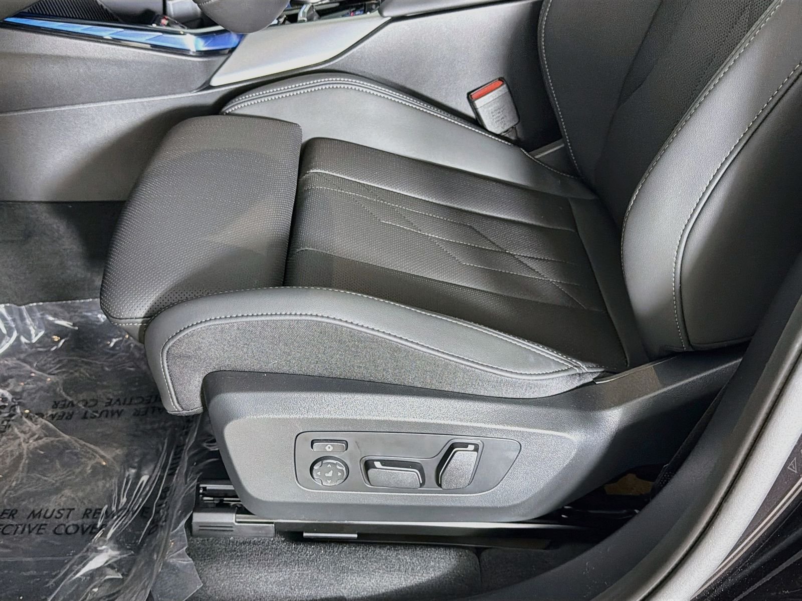 New 2026 Black Sapphire Metallic BMW 30 xDrive image 18