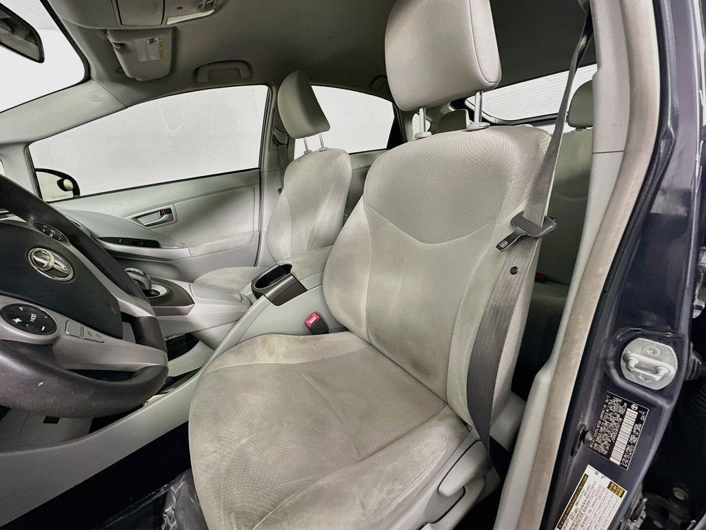Used 2012 Winter Gray Metallic Toyota Two image 19