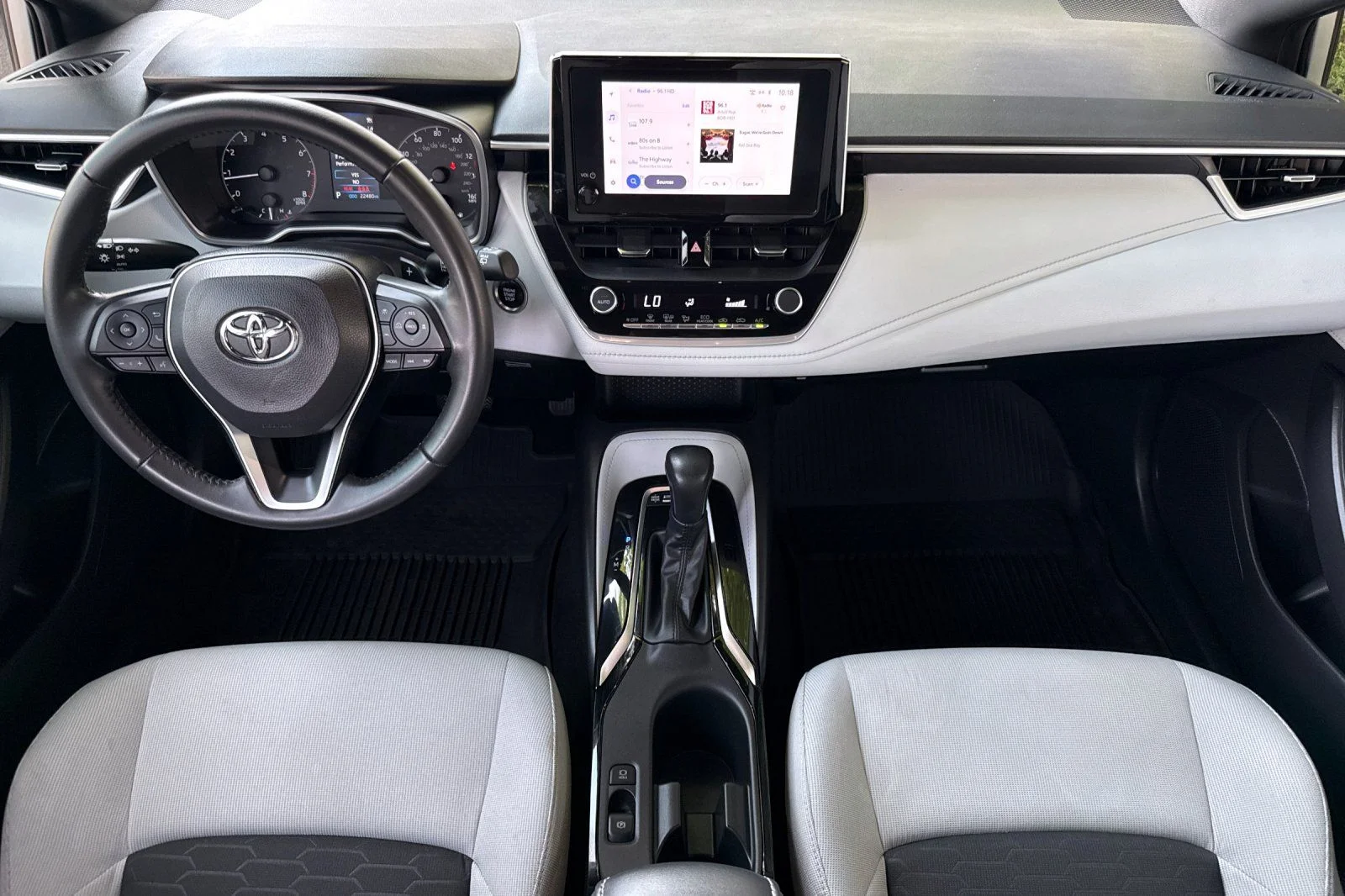 Used 2024 Silver Toyota SE image 12