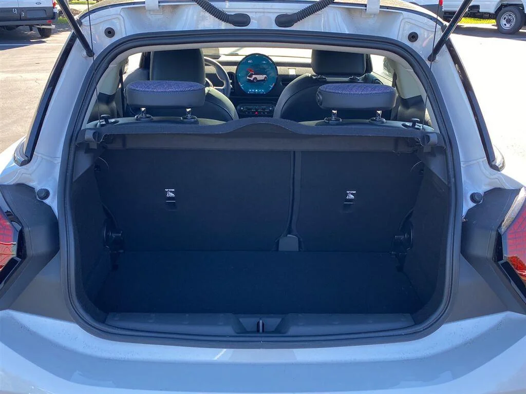 Used 2025 White Metallic MINI Cooper S image 14