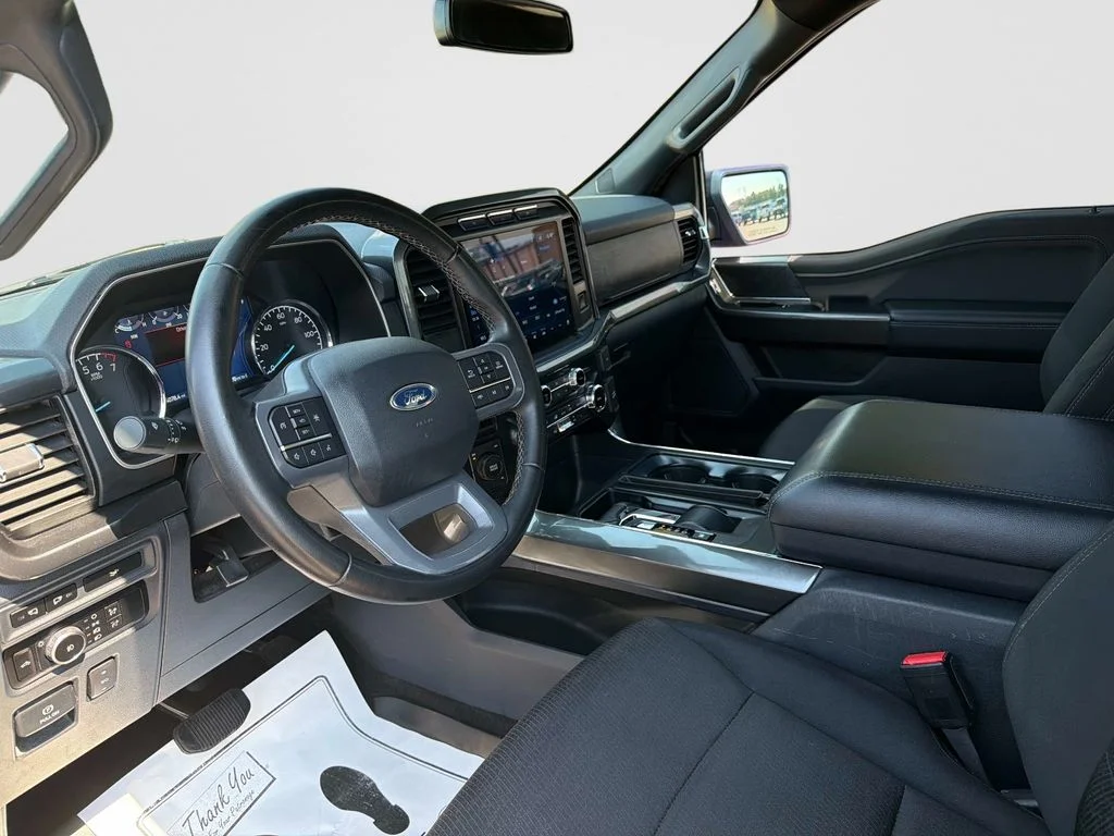 Used 2023 Blue Ford XLT image 22