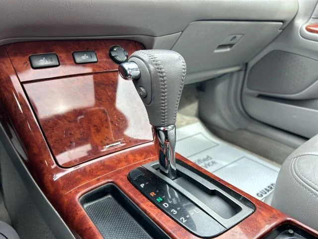 Used 2005 Phantom Gray Pearl Toyota XLE image 44