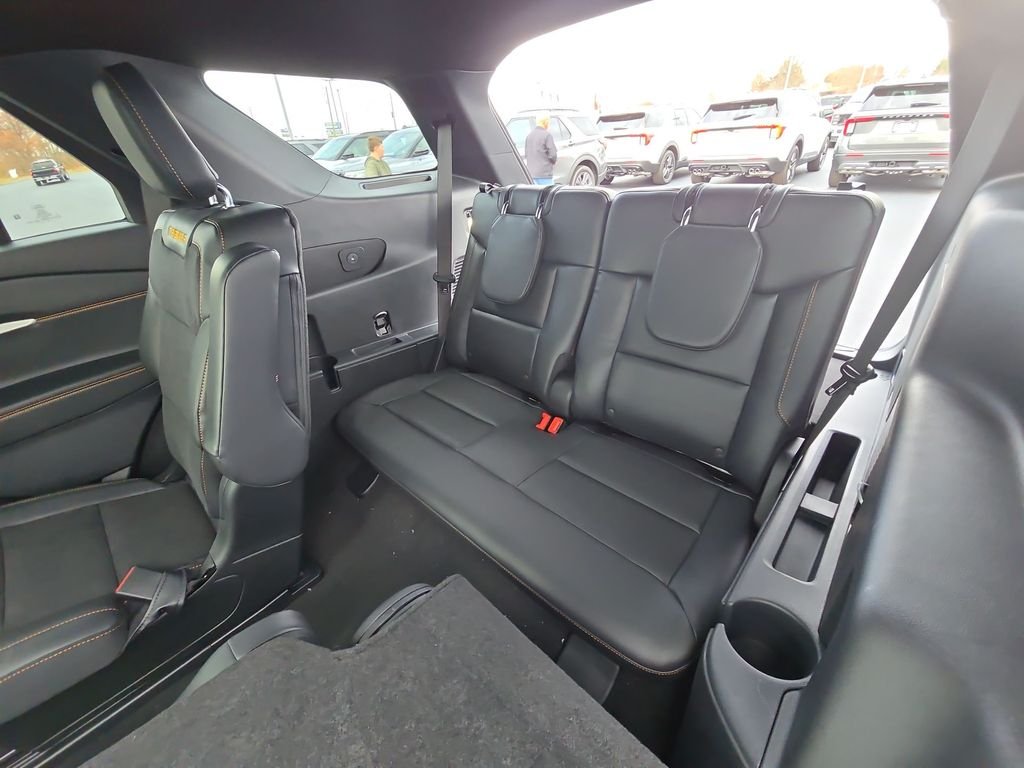 2026 Ford Explorer Tremor - Photo 30