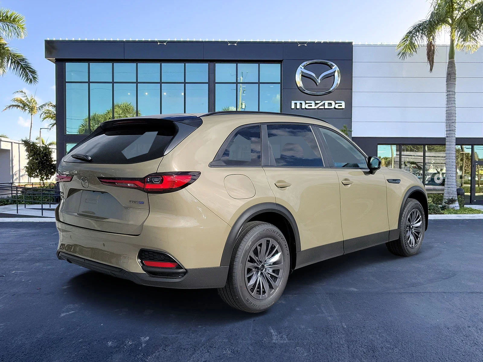 New 2026 Zircon Sand Metallic Mazda SC Plus AWD image 4