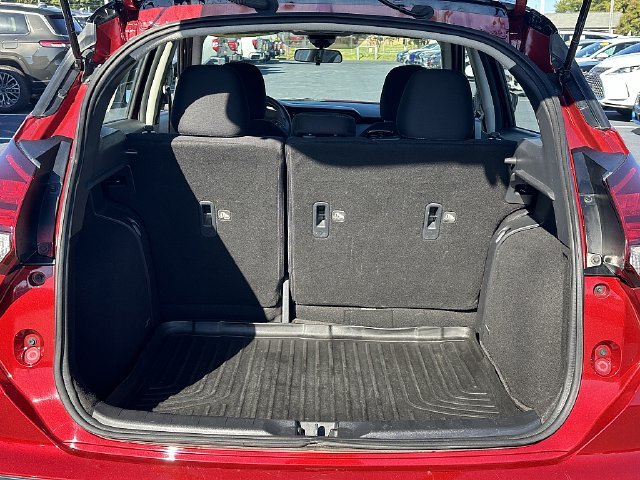 Used 2022 Red Nissan SV image 15