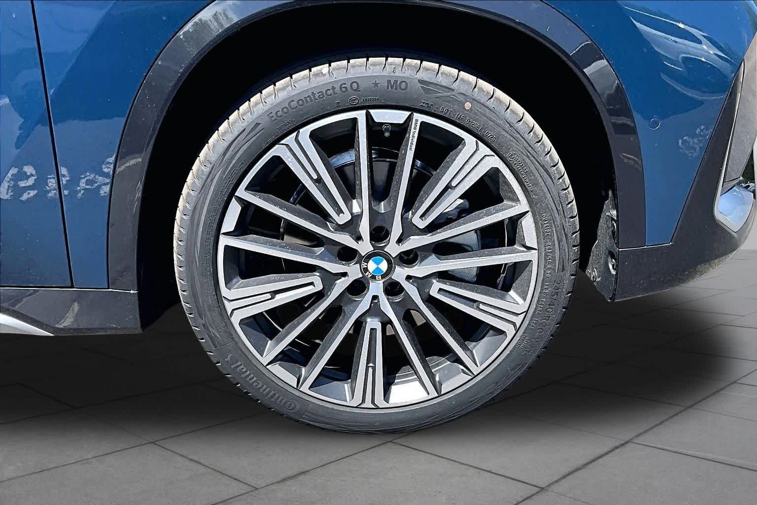 New 2026 Night Dusk Blue Metallic BMW xDrive28i image 11