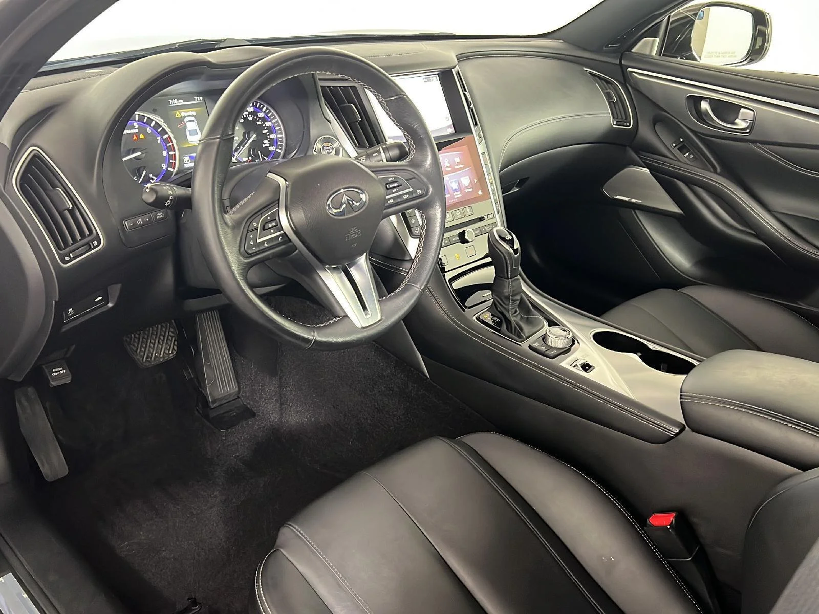 Used 2017 Iridium Blue INFINITI 3.0t Premium image 39