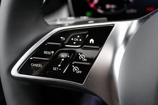New 2026 Black Mercedes-Benz GLC 300 image 19
