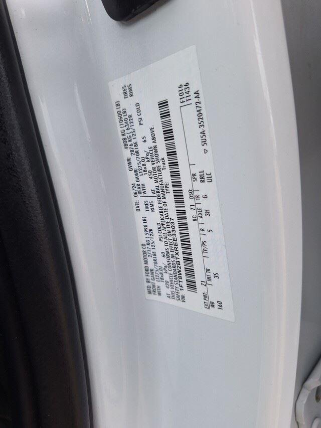 Used 2024 Oxford White Ford XLT image 34
