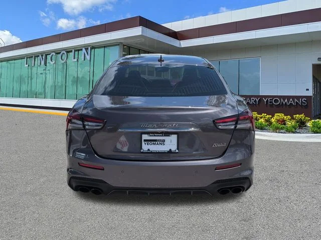 Used 2022 Gray Maserati Trofeo image 5