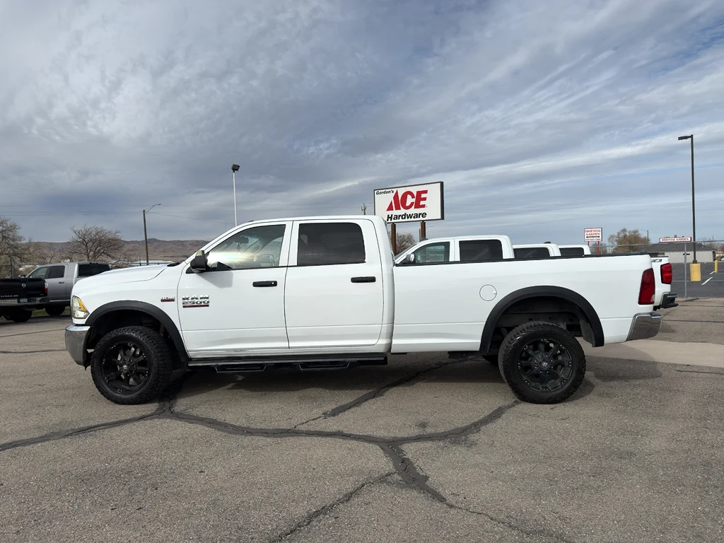 Used 2015 Bright White Clearcoat Ram Tradesman image 30